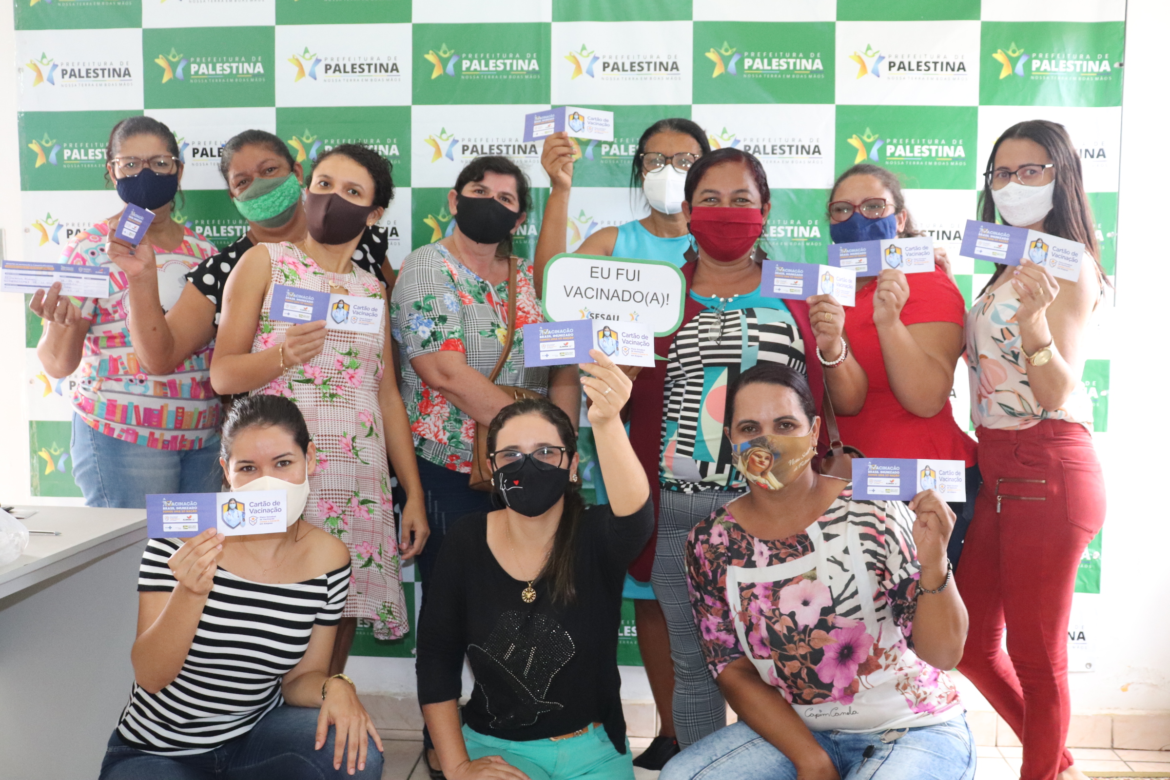 Professores e todos os profissionais da educação básica de palestina serão vacinados